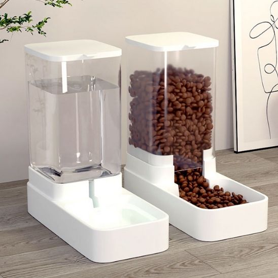 distributeur de croquettes pour chat original