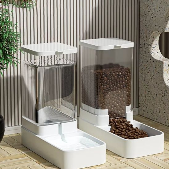 distributeur de croquettes pour chat révolutionnaire