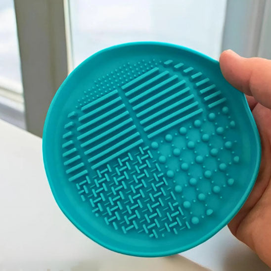 gamelle anti glouton turquoise et pratique