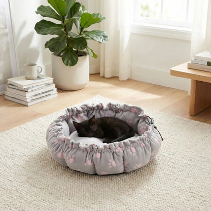 coussin chat avec des petites pattes