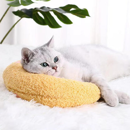coussin pour chat jaune et douillet