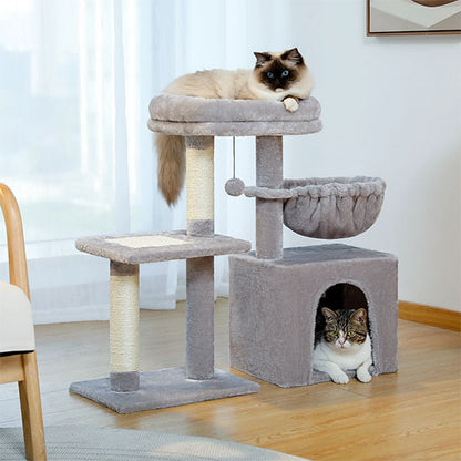 petit arbre a chat de couleur gris avec un chat coucher sur le coussin du haut et un dans la niche du bas